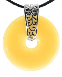 Orangencalcit Edelstein Donut Kette 40 mm, mit verziertem Schmuckhalter und Lederband